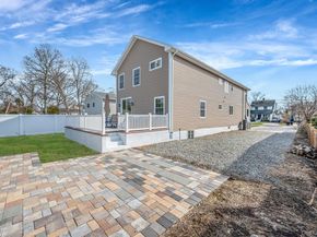 28 Vanderbilt Avenue, Babylon NY 11702