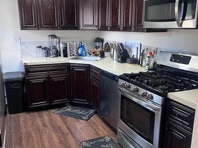 8 Lion Lane, North Babylon NY 11703