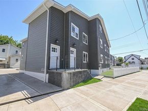 118-11 Lakeview Boulevard, Jamaica South NY 11434