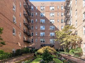 67-12 Yellowstone Blvd F18, Forest Hills NY 11375