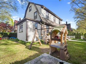 74 Central Parkway, Mount Vernon NY 10552