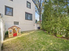 74 Central Parkway, Mount Vernon NY 10552