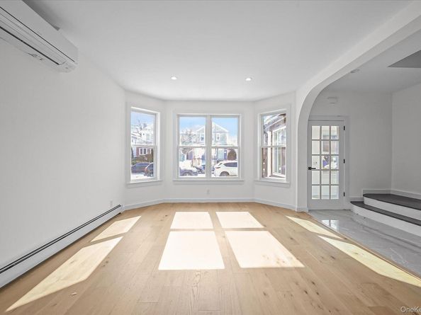 154-25 13th Avenue, Whitestone NY 11357