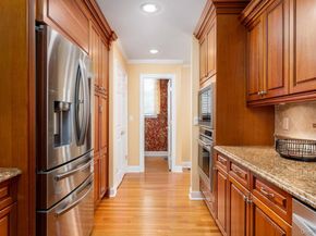 14 Vantage Court, Port Jefferson NY 11777