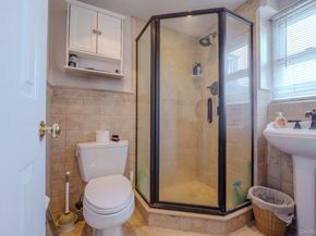 711 S Bayview Avenue, Freeport NY 11520