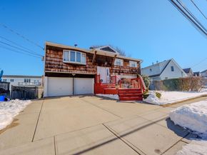 711 S Bayview Avenue, Freeport NY 11520