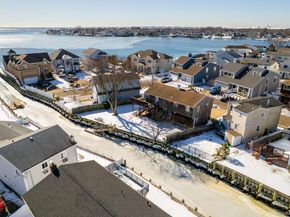 711 S Bayview Avenue, Freeport NY 11520