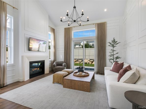 3 Juniper Lane 94, Yaphank NY 11980