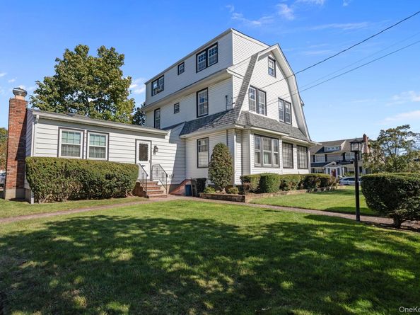 29 Summit Avenue, Lynbrook NY 11563