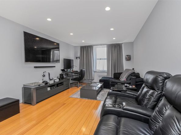 1874 Pelham Parkway S 4A, Bronx NY 10461