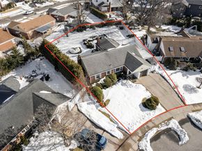 851 Hemlock Street, Franklin Square NY 11010