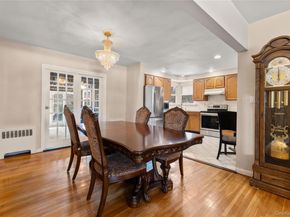 851 Hemlock Street, Franklin Square NY 11010