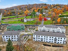 1837 Soundview Court, Yorktown Heights NY 10598