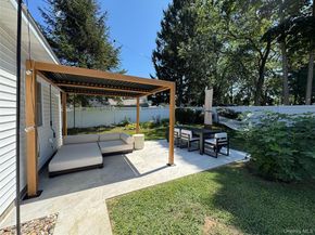 83 Vanderbilt Avenue, West Babylon NY 11704