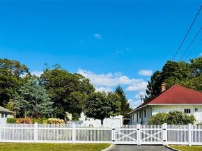 83 Vanderbilt Avenue, West Babylon NY 11704