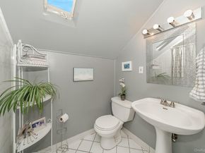 44 Disc Lane, Wantagh NY 11793