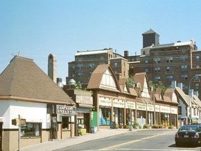 131-11 Kew Gardens Road 4B, Richmond Hill NY 11418