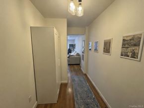 131-11 Kew Gardens Road 4B, Richmond Hill NY 11418