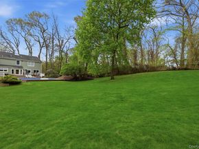 5 Allyson Place, East Setauket NY 11733