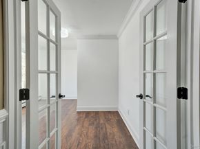 20 Sagamore Way S, Jericho NY 11753