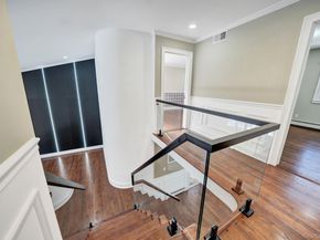 20 Sagamore Way S, Jericho NY 11753