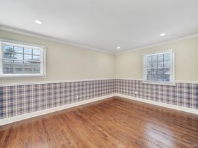 20 Sagamore Way S, Jericho NY 11753