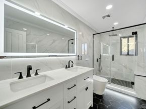 20 Sagamore Way S, Jericho NY 11753