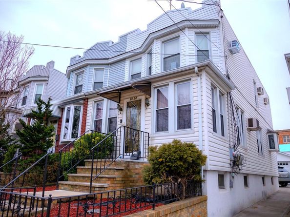 6054 59th Drive, Maspeth NY 11378