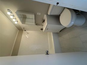 241-20 Northern Blvd 6H, Douglaston NY 11363