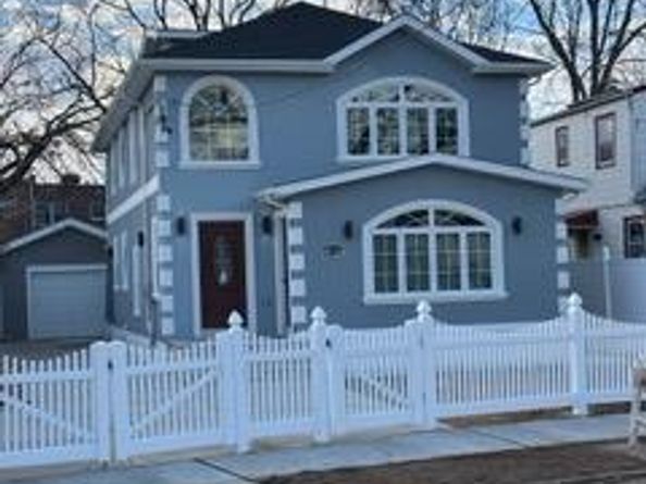147-26 240 Street, Rosedale NY 11422