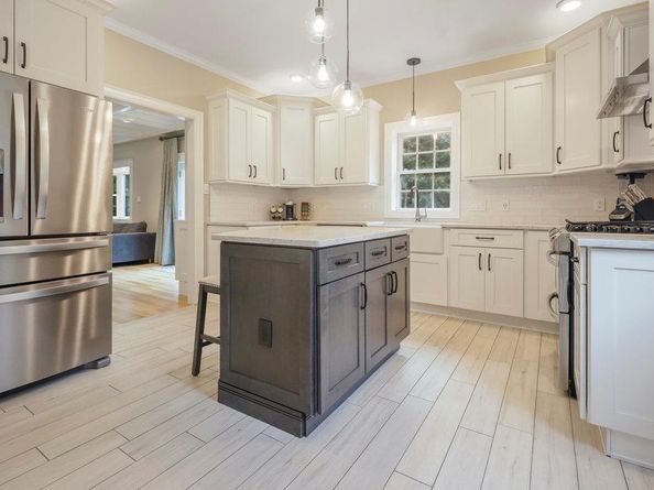 26 Boxtree Road, East Quogue NY 11942