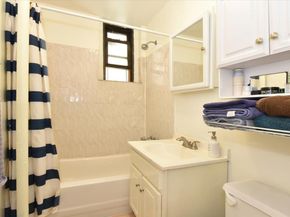21-16 35 Street 1B, Astoria NY 11105