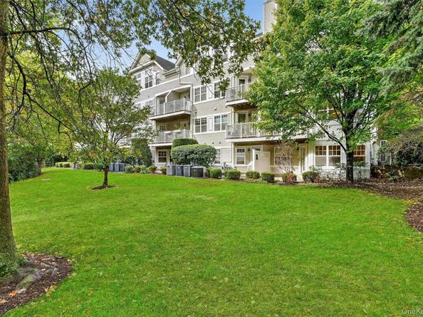 111 Viewpoint Terrace, Peekskill NY 10566