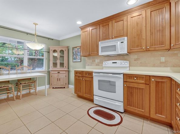 111 Viewpoint Terrace, Peekskill NY 10566