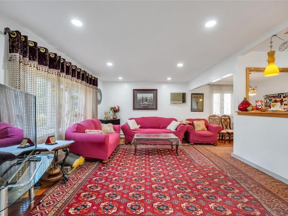 431 Kirkman Avenue, Elmont NY 11003