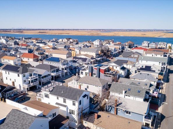 62 Wisconsin Street, Long Beach NY 11561