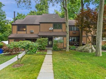 118 Round Hill Road