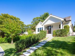195 Little Fresh Pond Road, Southampton NY 11968