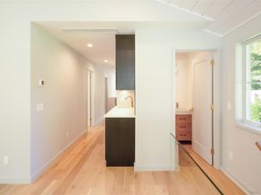 195 Little Fresh Pond Road, Southampton NY 11968