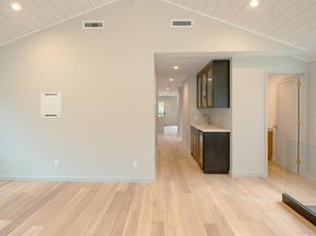 195 Little Fresh Pond Road, Southampton NY 11968