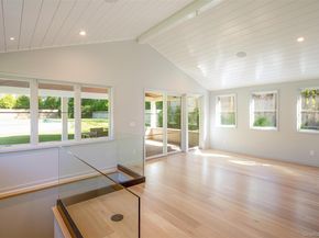 195 Little Fresh Pond Road, Southampton NY 11968