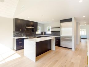 195 Little Fresh Pond Road, Southampton NY 11968
