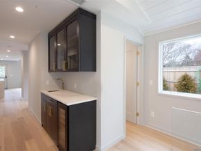 195 Little Fresh Pond Road, Southampton NY 11968
