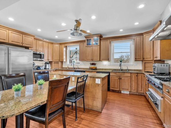27 Overlook Road, White Plains NY 10605