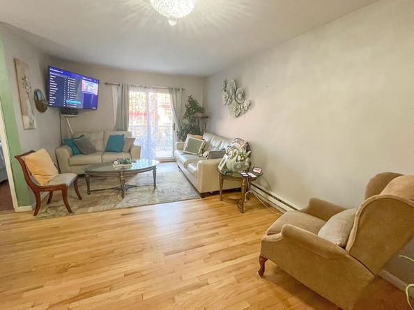 5822 Van Cleef Street, Corona NY 11368