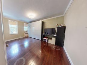 9410 64 Road B6, Rego Park NY 11374