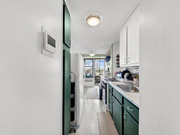 290 W 232 Street 8E, Bronx NY 10463