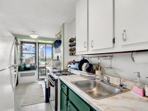 290 W 232 Street 8E, Bronx NY 10463