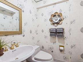 1390 Broadway 118, Hewlett NY 11557