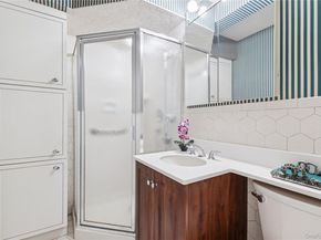 1390 Broadway 118, Hewlett NY 11557